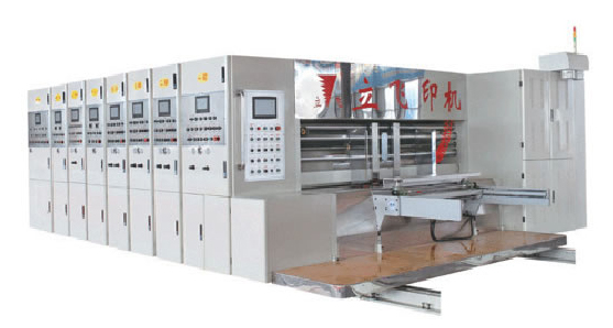 Machine d’impression flexo et mortaiseuse
