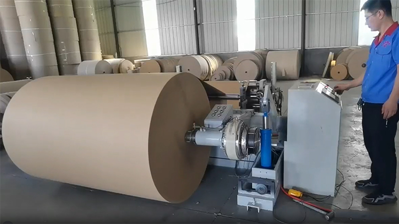 Machine de découpage/refendage automatique à grande vitesse